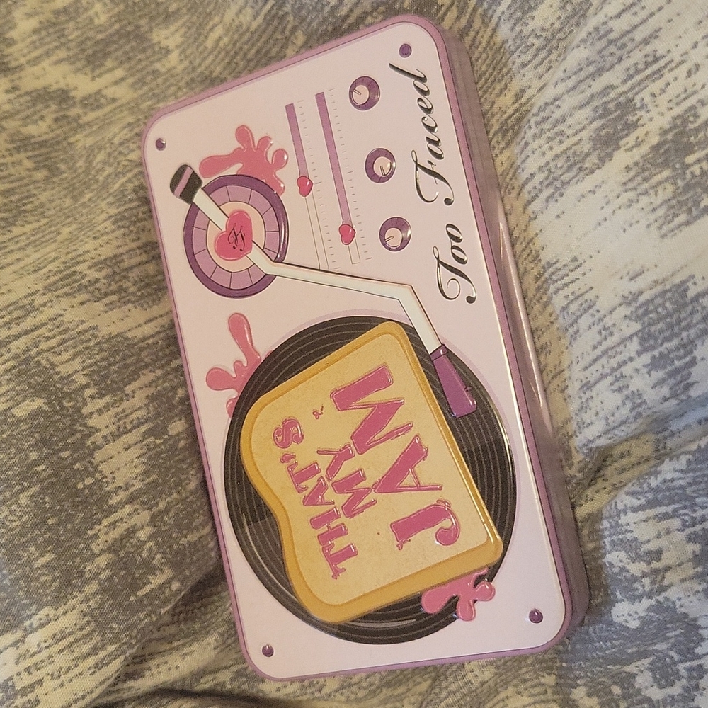 Too Faced That's My Jam